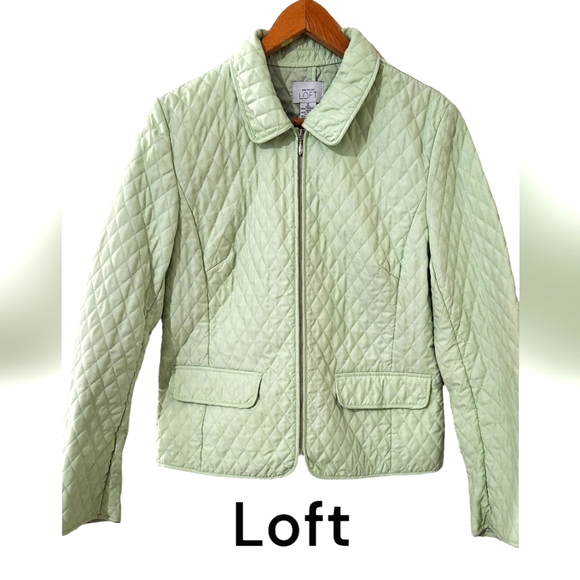 LOFT Jackets & Blazers - Ann Taylor Loft Light Lime Green Quilted Jacket. Size 12